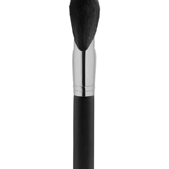 MAC 116 Black Makeup Brush - Picture 2 of 4